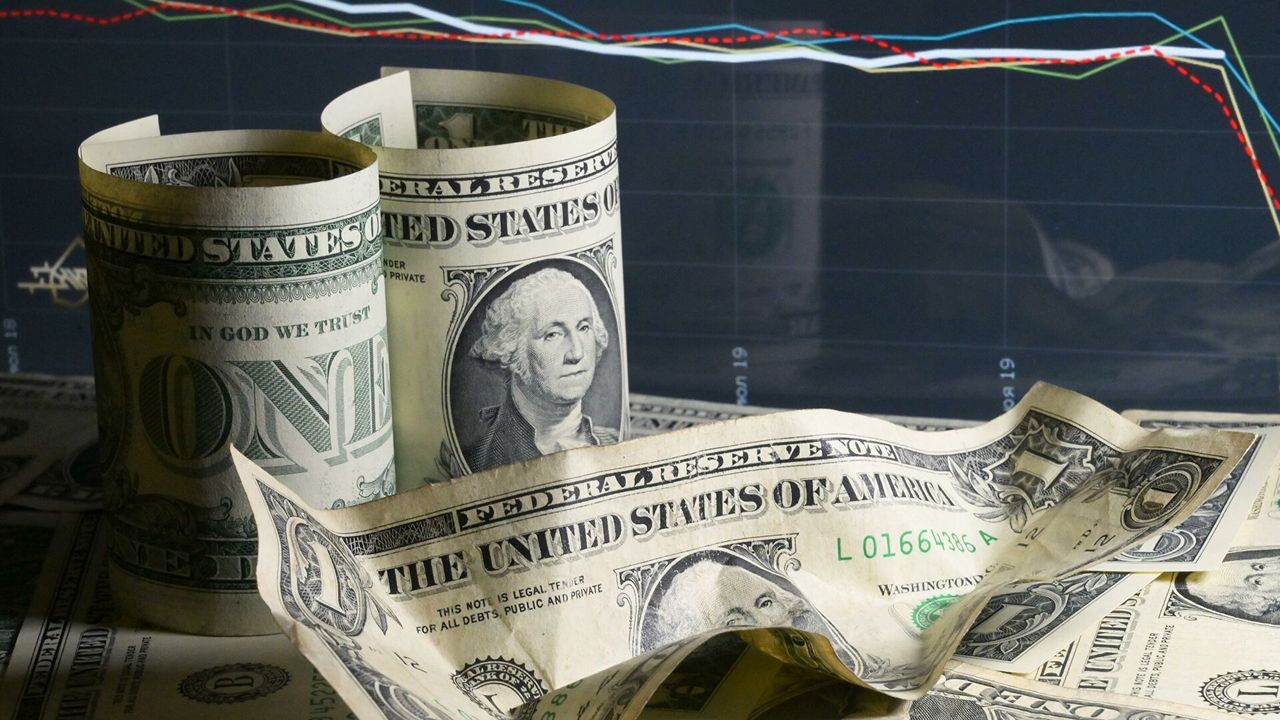 Госдолг США впервые превысил $30 триллионов.