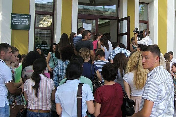 В Приднестровье хотят определить нормы приёма в организации с профильным обучением.