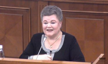 Hrenova explică de ce este contra limbii române în Constituție