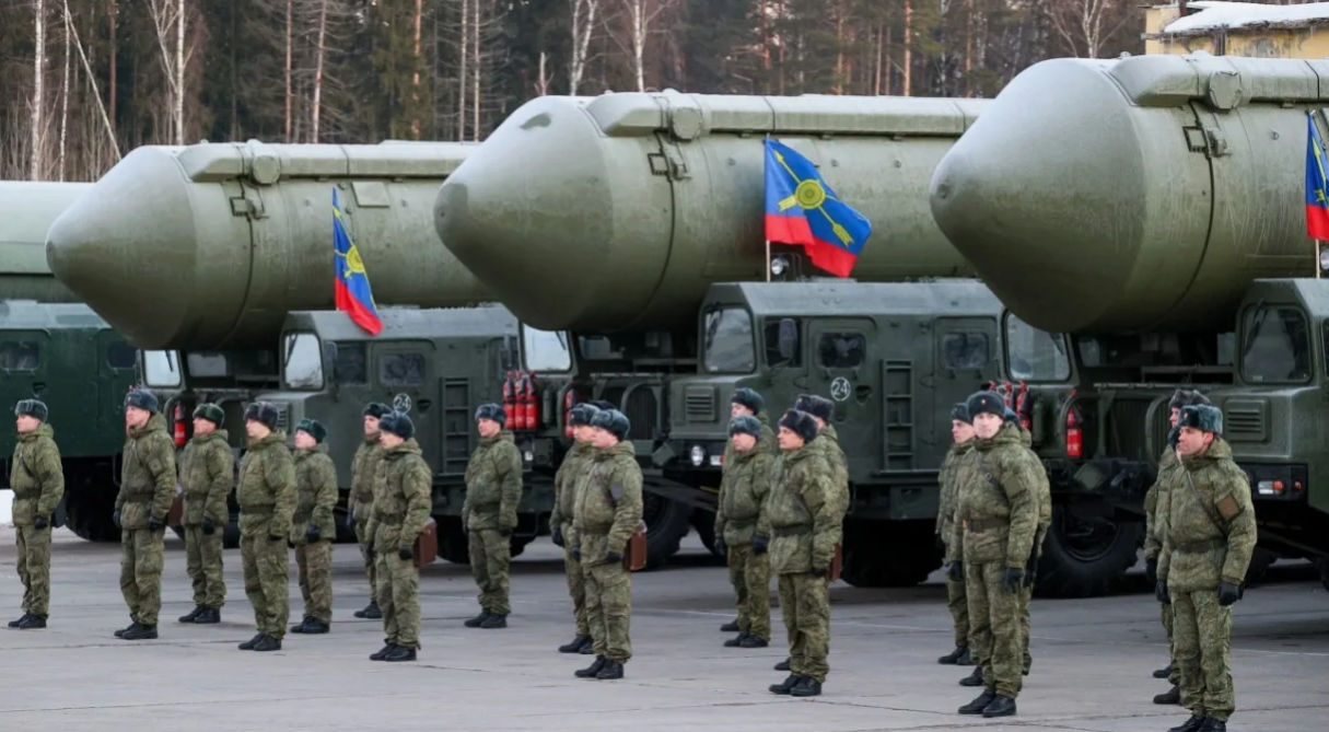 FT: Россия репетировала применение тактического ядерного оружия.