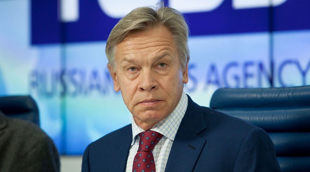 Председатель комиссии Совета федерации по информационной политике Алексей Пушков.
