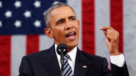 Barack Obama a lăudat-o pe Hillary Clinton, care a obținut marți nominalizarea Partidului Democrat în cursa pentru Casa Albă. Foto: thenation.com