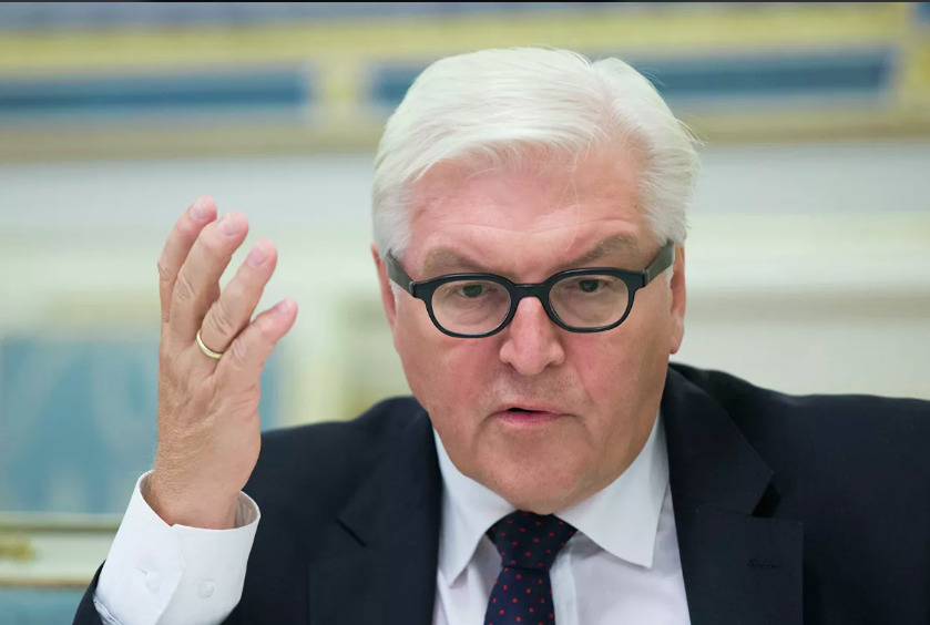 Президент Германии призвал сограждан прививаться против коронавируса.