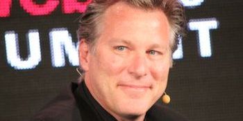 Până duminică, Levinsohn a ocupat funcția de director al departamentului mass-media al Yahoo!.