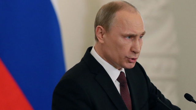 Верховный главнокомандующий ВС Владимир Путин решил провести внезапную комплексную проверку боевой готовности всего состава ЦВО.