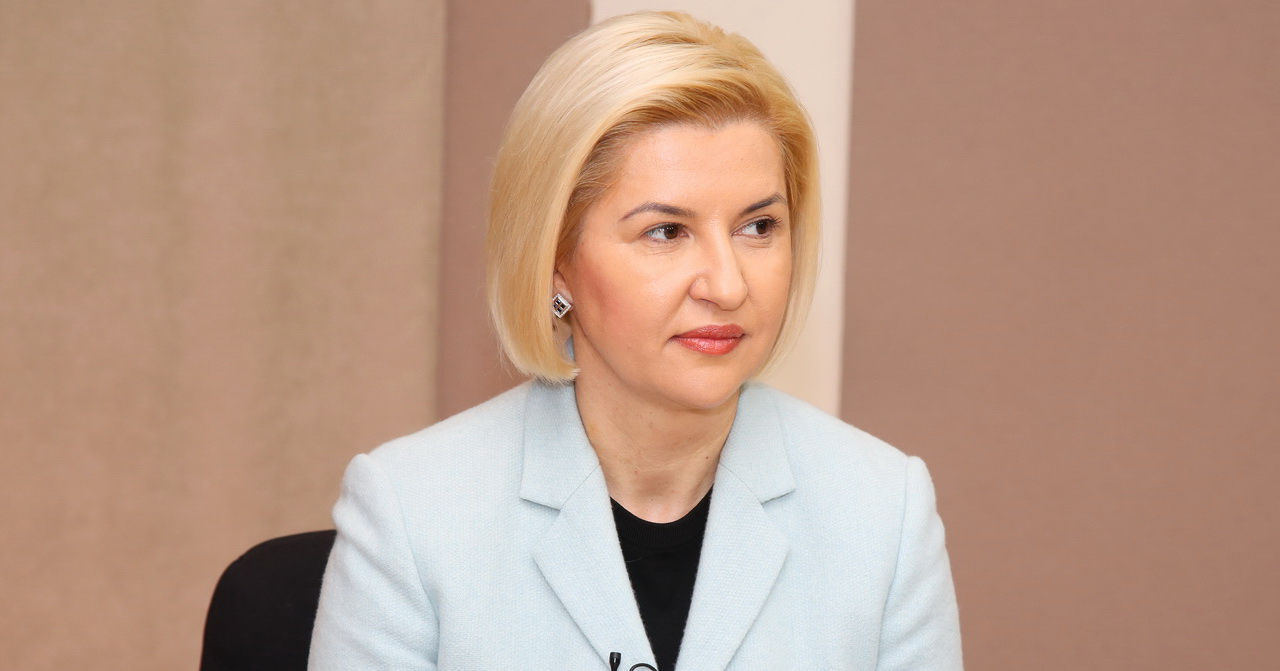 Влах – PAS: Вы не можете защитить демократию авторитарными методами.