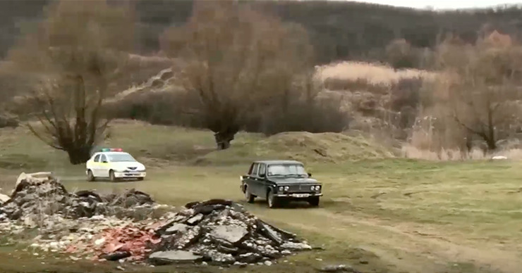 В Ниморенах подросток за рулем автомобиля пытался скрыться от полиции.