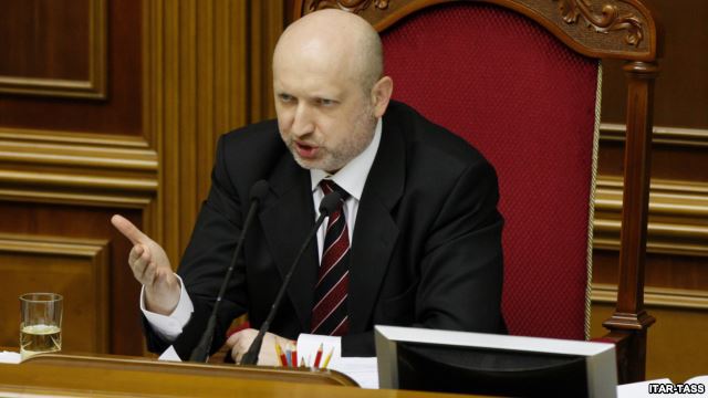 Турчинов считает, что автомобили пригодятся и помогут военным освобождать территории от сепаратистов.