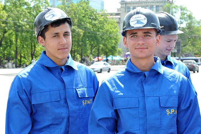 Запущена кампания по информированию о профессионально-техническом образовании.