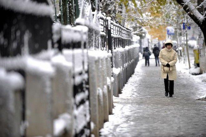 Vremea va fi determinată, mâine, de influența unei zone de aer cu presiunea atmosferică ridicată. Foto: zi-de-zi.ro