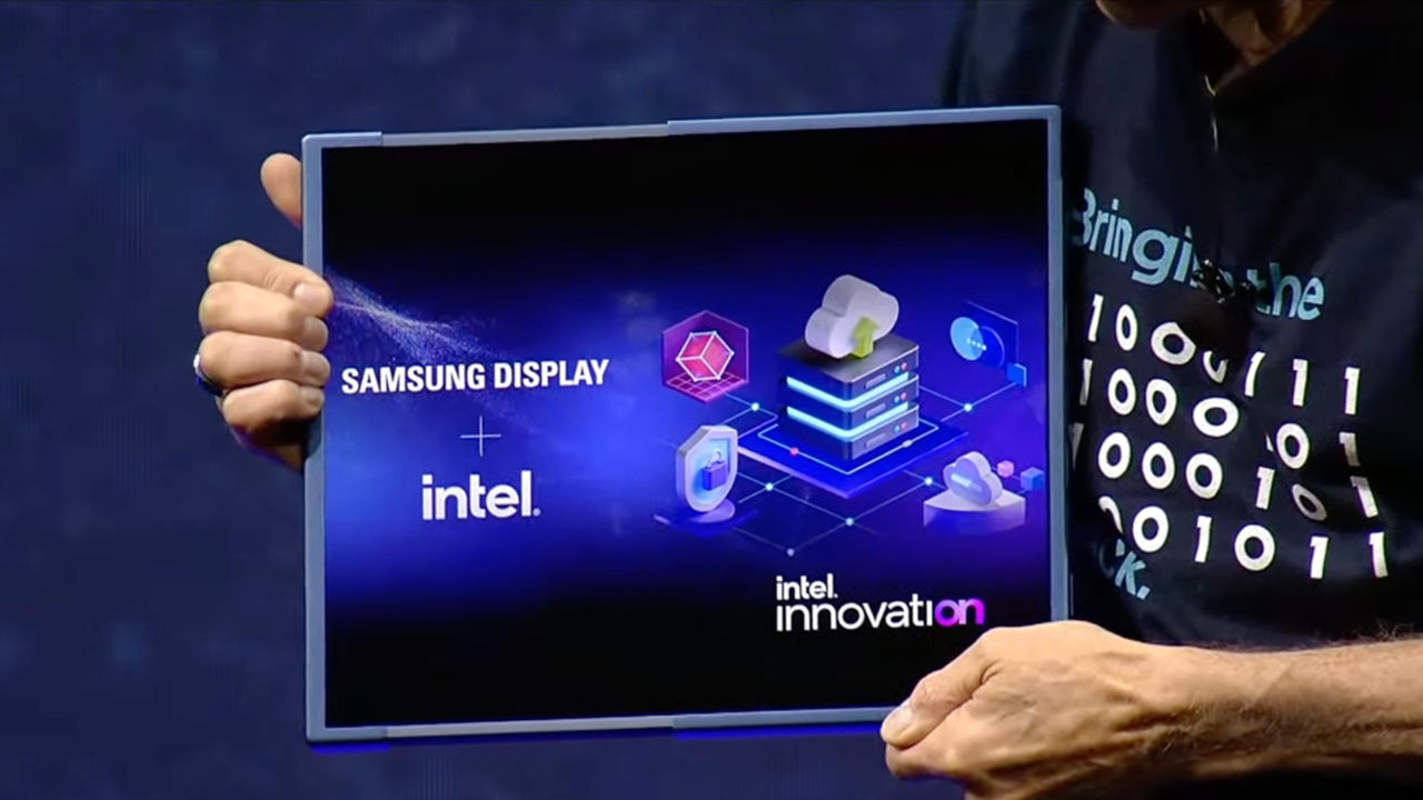 Intel и Samsung показали прототип планшета с растягивающимся экраном.