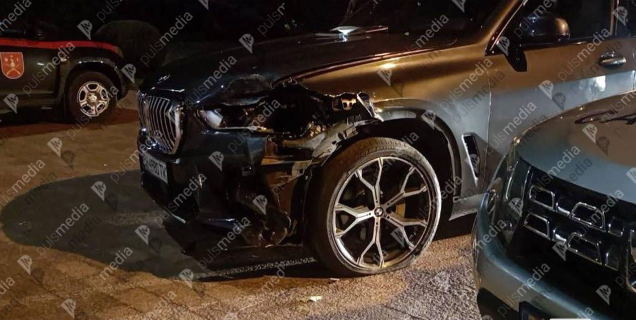 В центре Кишинева водитель BMW устроил дрифт.