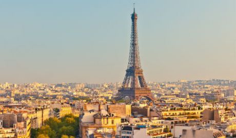 Parisul îşi revine din starea de panică, declanşată după masacrul de vinerea trecută. Foto: globalcelebration.com