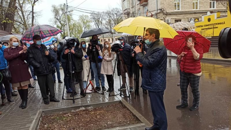 Гросу о зарплатах судей КС: Понимаю, что это идет вразрез с тем, что мы обещали.