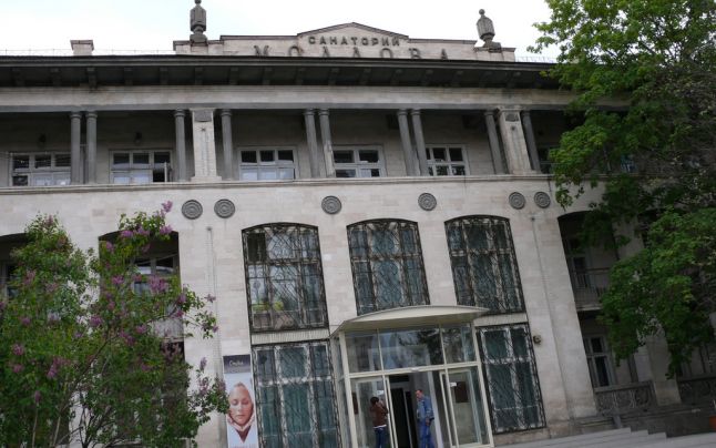 Sanatoriul „Moldova”, din Odesa şi care aparţine Republicii Moldova, a fost scos la vânzare la un preţ de 15 milioane de dolari.