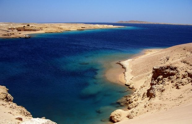 Планы по строительству моста через Красное море озвучивались и ранее.