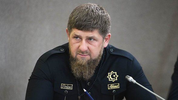 Кадыров посетил похороны убийцы полковника Буданова.