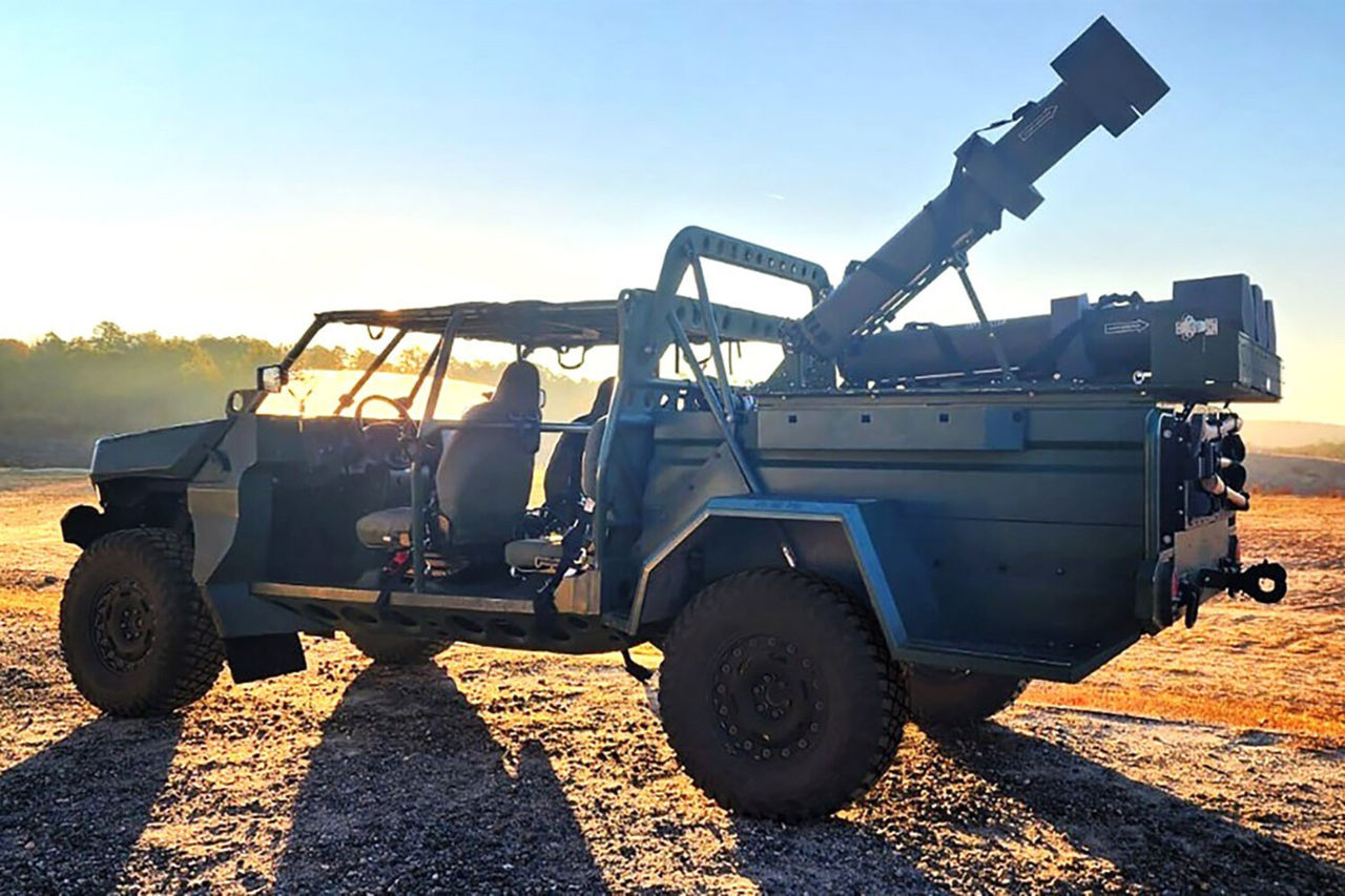 General Motors și Ford ar putea relua producția de echipamente militare.