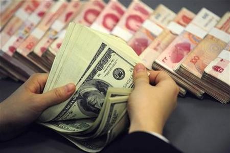 Consolidarea rezervelor valutare este foarte importantă în condiţiile unui deficit mare al contului curent.