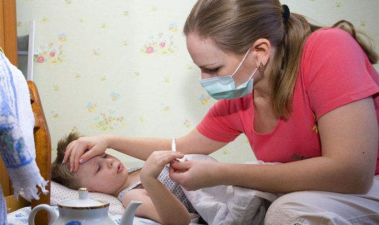 В больницах находятся 75 больных гриппом. Из них почти 50 - дети.
