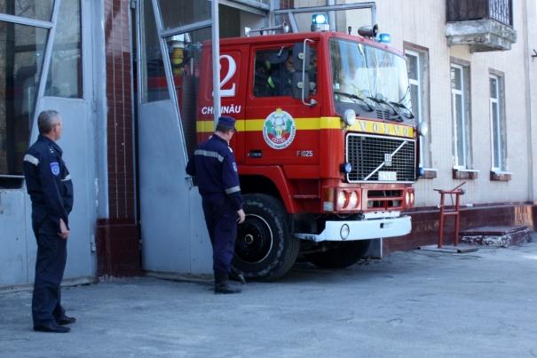 În acest an, în ajun de 14 februarie, angajaţii Serviciului Protecţiei Civile şi Situaţiilor Excepţionale au verificat 33 de obiective cu aglomerări de persoane