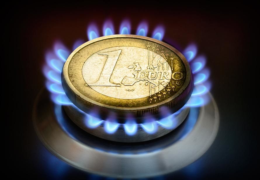 Цена газа в Европе во вторник закрепилась на исторической отметке выше $2100 за тыс. куб. м.