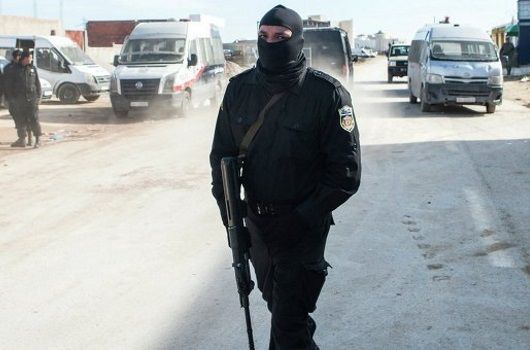 Ранее сообщалось, что в столице Туниса подорвали автобус с охраной президента.