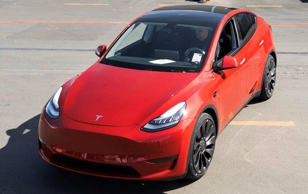 Tesla собрала миллионный электромобиль.