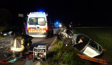 Femeia se afla la volanul unei maşini de marcă Toyota şi a lovit frontal un automobil care venea din sens opus. Foto: ravennatoday