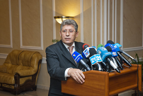 Politicianul a menționat că prin astfel de declarații opinia publică este dezinformată și manipulată, informează NOI.md.