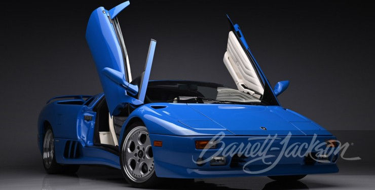 Эксклюзивный суперкар Lamborghini Дональда Трампа выставили на аукцион.
