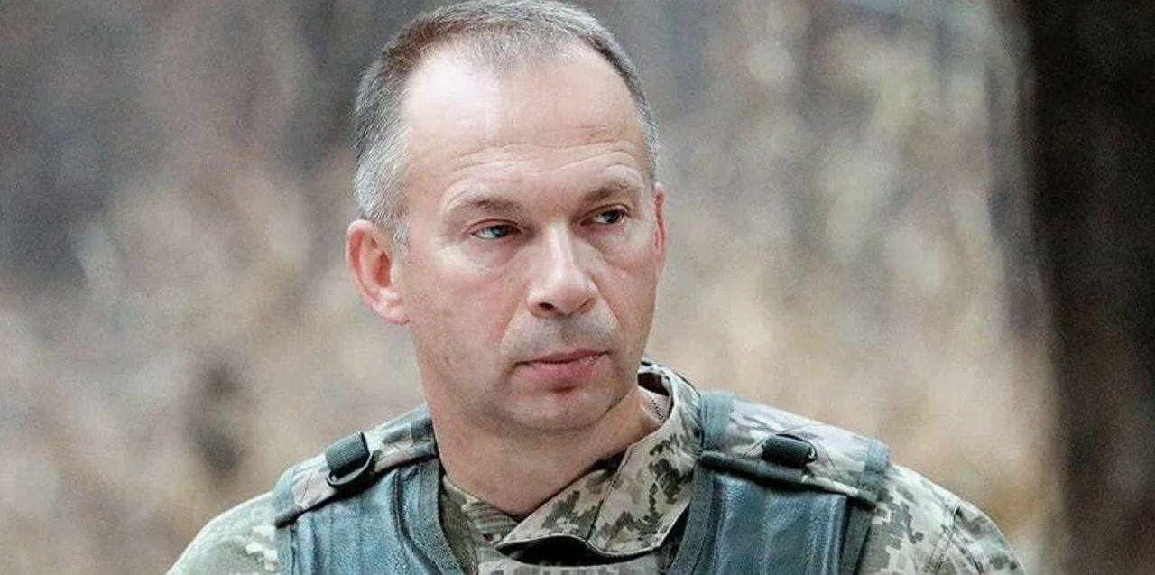 Сырский: Число направлений, где наступает Россия, сократилось вдвое.
