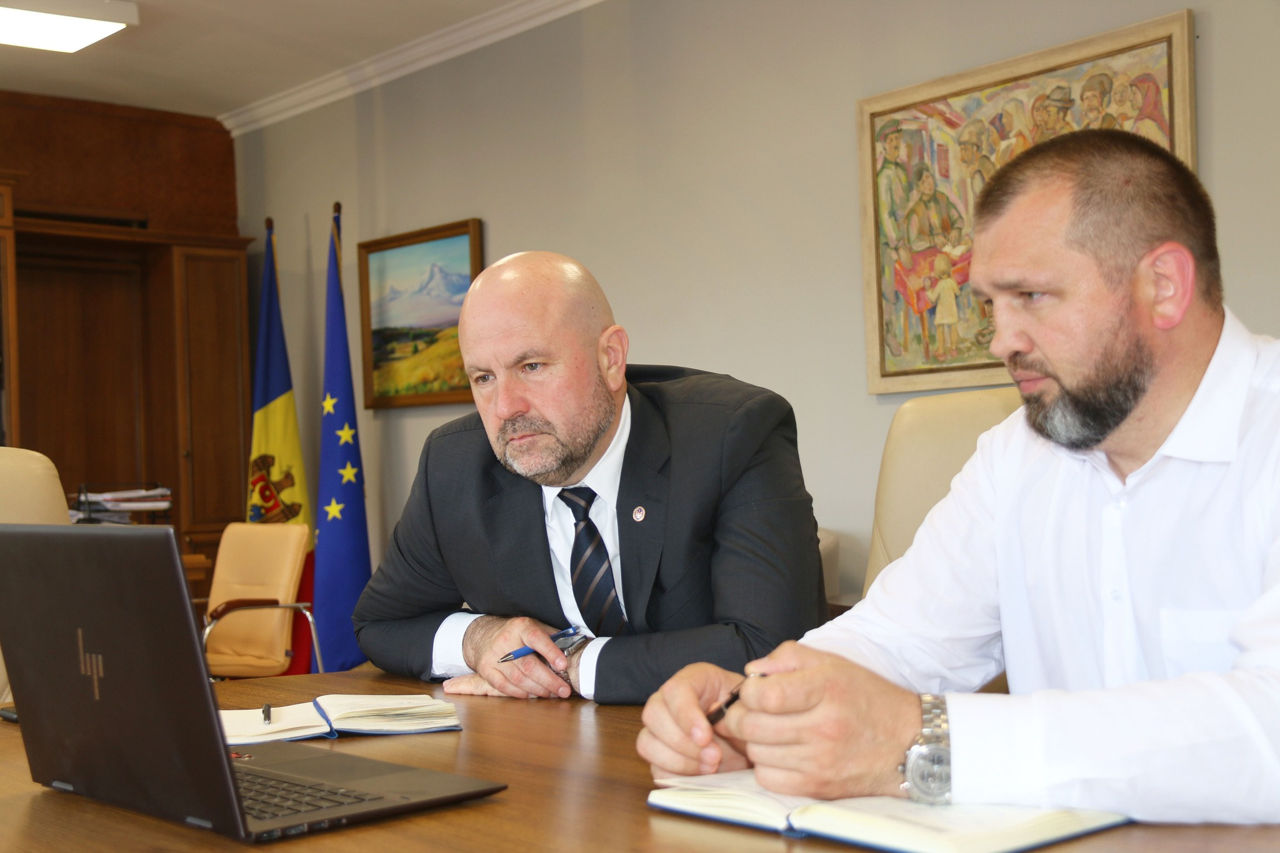 Глава Минсельхоза Владимир Боля провел онлайн-встречу с украинским коллегой.