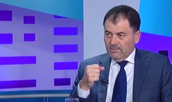 Министр обороны Анатол Шалару признает, что Молдова не может вступить в НАТО.