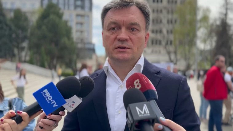 Премьер-министр Дорин Речан.