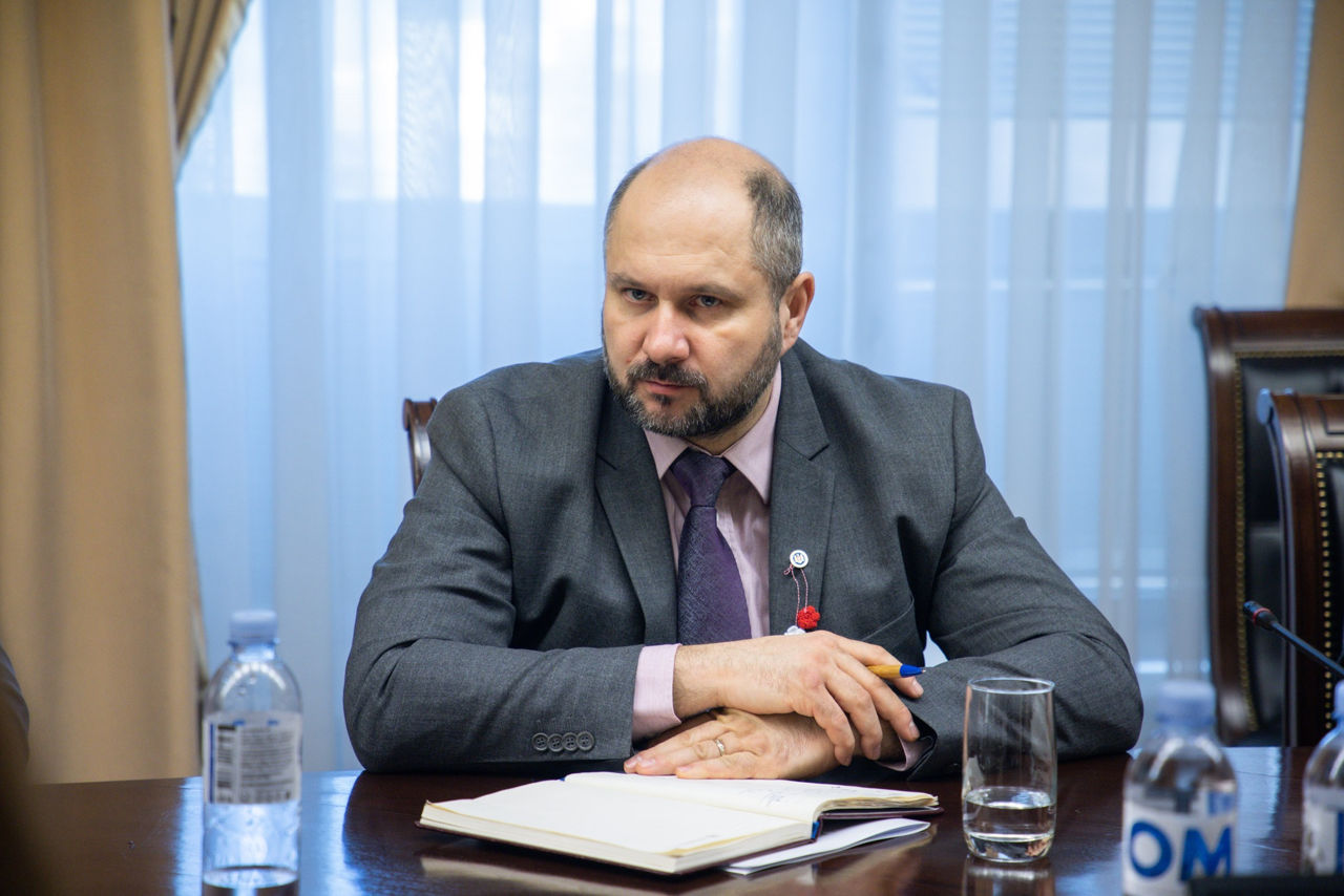 Министр энергетики Виктор Парликов.