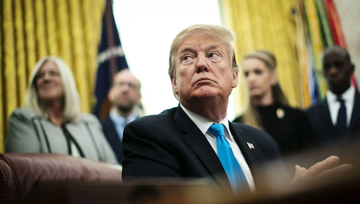 Стало известно о планах Трампа явиться в суд по делу о мошенничестве.