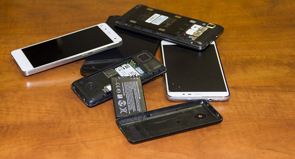 Ppersoanele dependente de gadgeturi sunt mai ușor de manipulat. Foto: Sputnik/ Родион Прока