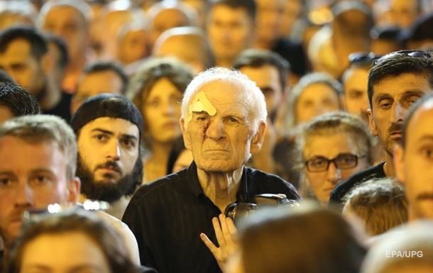 В Грузии арестовали более 120 протестующих.