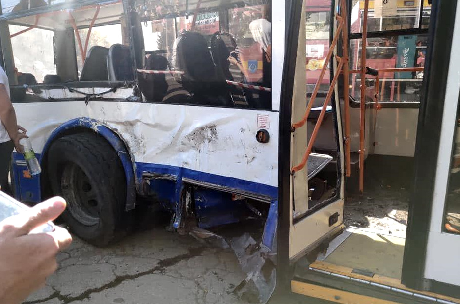 Глава RTEC рассказал о судьбе сотрудников, попавших в ДТП на Буюканах.