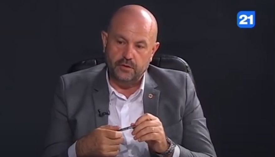 Депутат от PAS Владимир Боля.