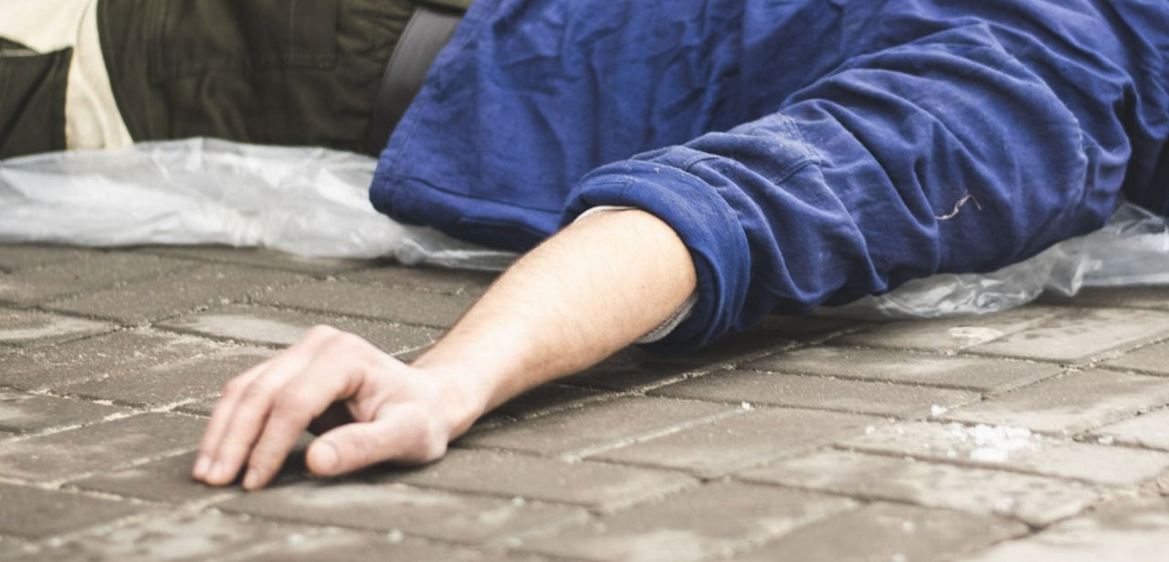 Un tânăr de 25 de ani a murit după ce a căzut de la înălțime în Capitală. Foto: Point.md