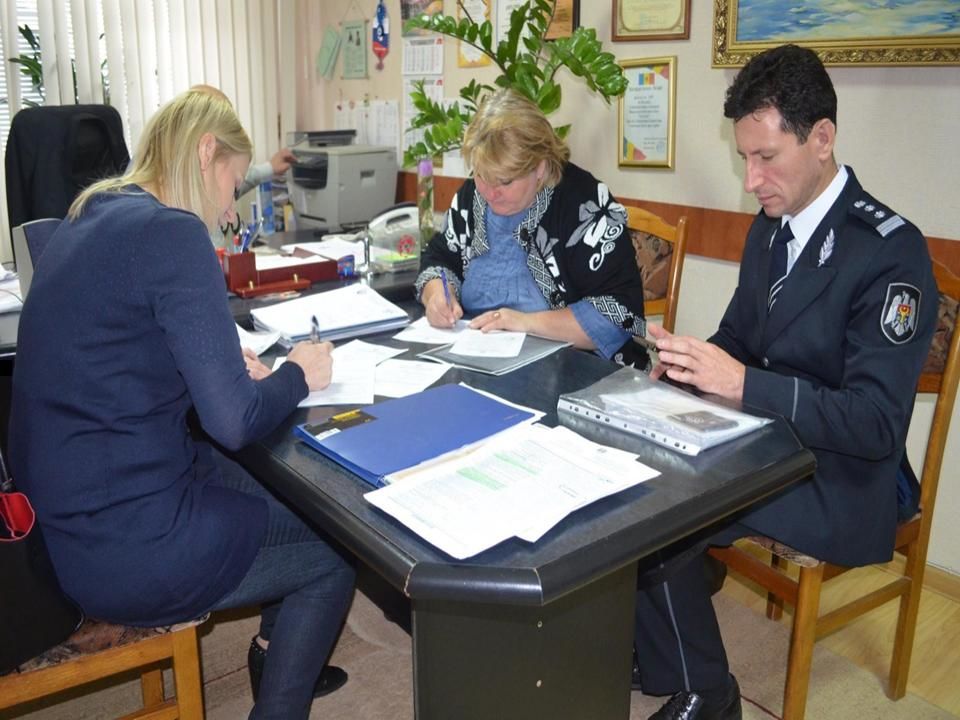 Legea antifumat, încălcată în mai multe localuri din Capitală