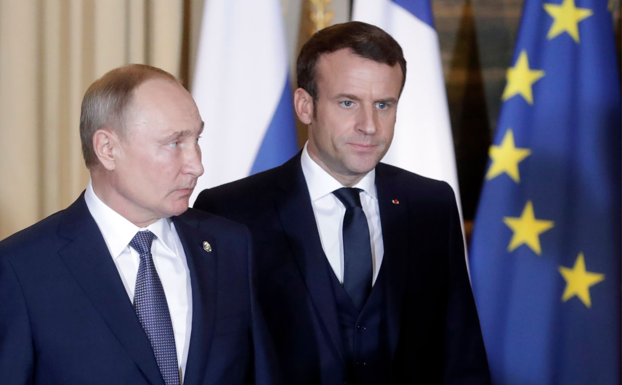 Macron a anunțat necesitatea Europei de a relua relațiile cu Putin.