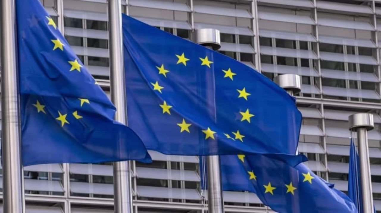 Совет ЕС обсудит возможность лишения Венгрии права голоса в Евросоюзе.