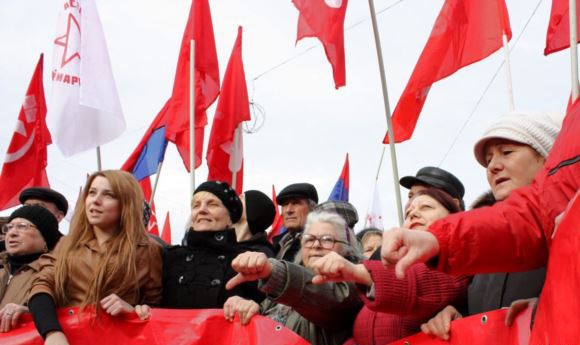Membrii şi simpatizanţii PCRM ies la proteste împotriva conducerii actuale a ţării.