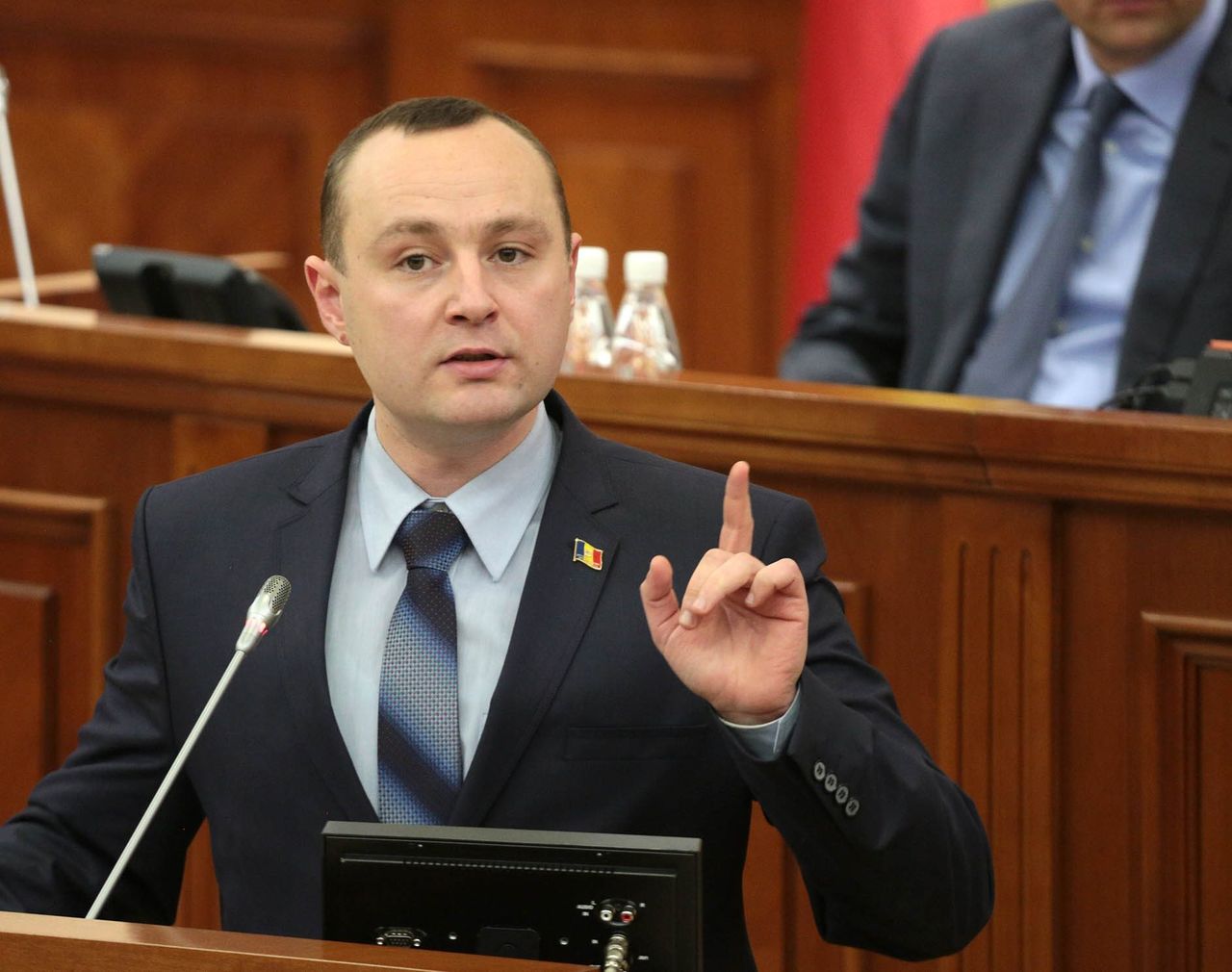 В марте этого года в парламенте был зарегистрирован законопроект под названием „Кодекс медиа-услуг телевидения и радио Республики Молдова”.