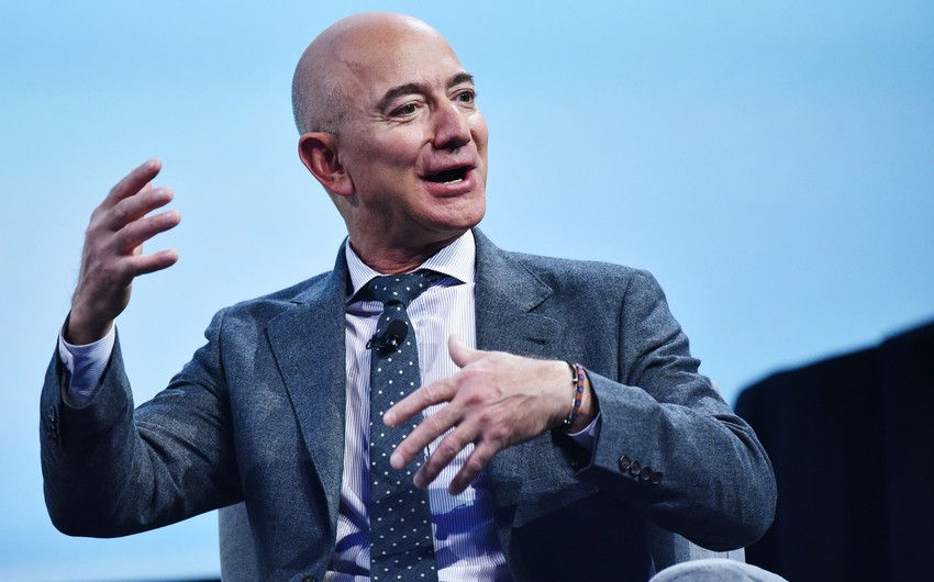Основатель Amazon Джефф Безос.
