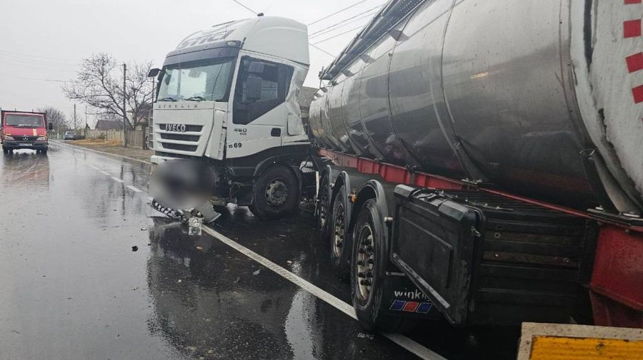 ДТП произошло в Бачой: водитель бензовоза не справился с управлением.