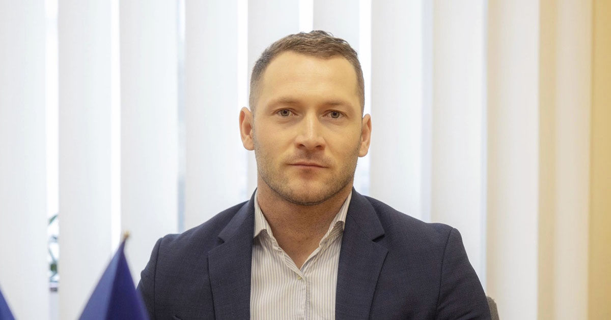 Ministrul Mediului a declarat o donaţie de 9.500 de euro.